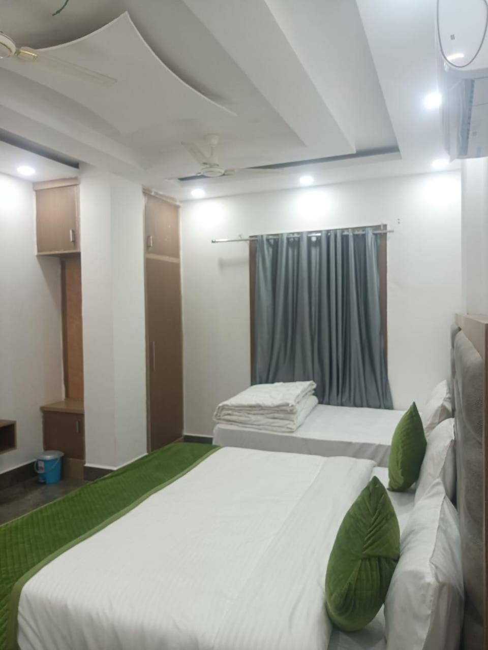 Hotel Golden Door Matura Exterior foto