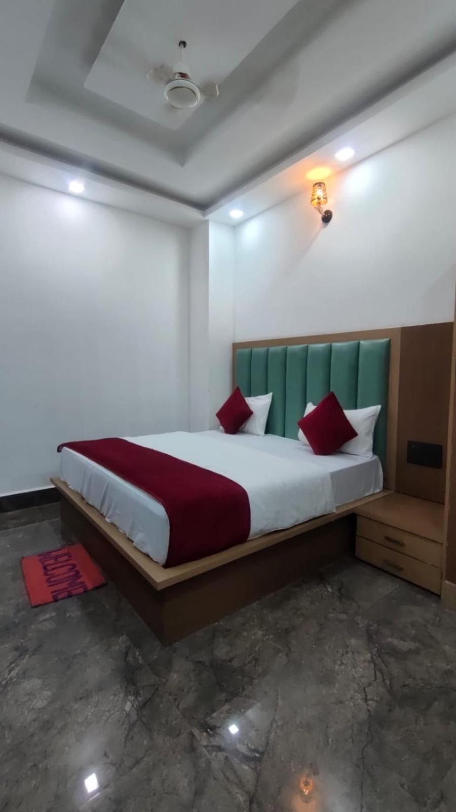Hotel Golden Door Matura Exterior foto